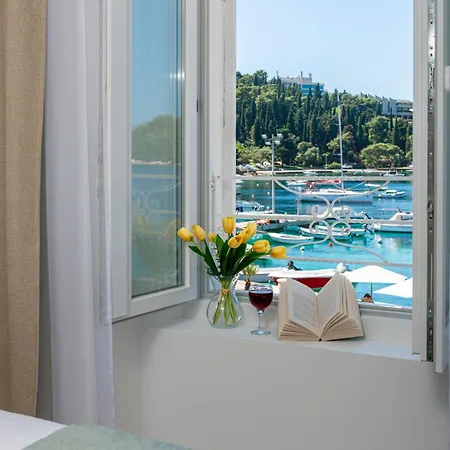 La Porta 3,seaview In The Center Lejlighed Cavtat